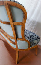 Load image into Gallery viewer, New Custom Settee - Beautiful and Comfortable!
